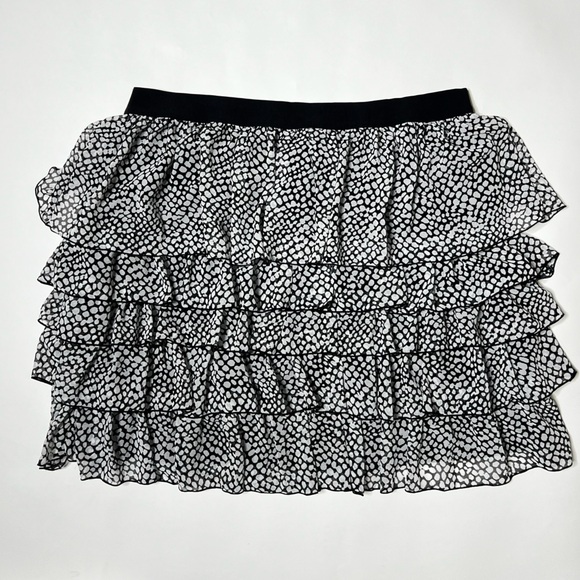 White & Black Polka Dot Tiered Skirt Mini Mid Ruffle Casual Summer Vacation Boho - Picture 3 of 15